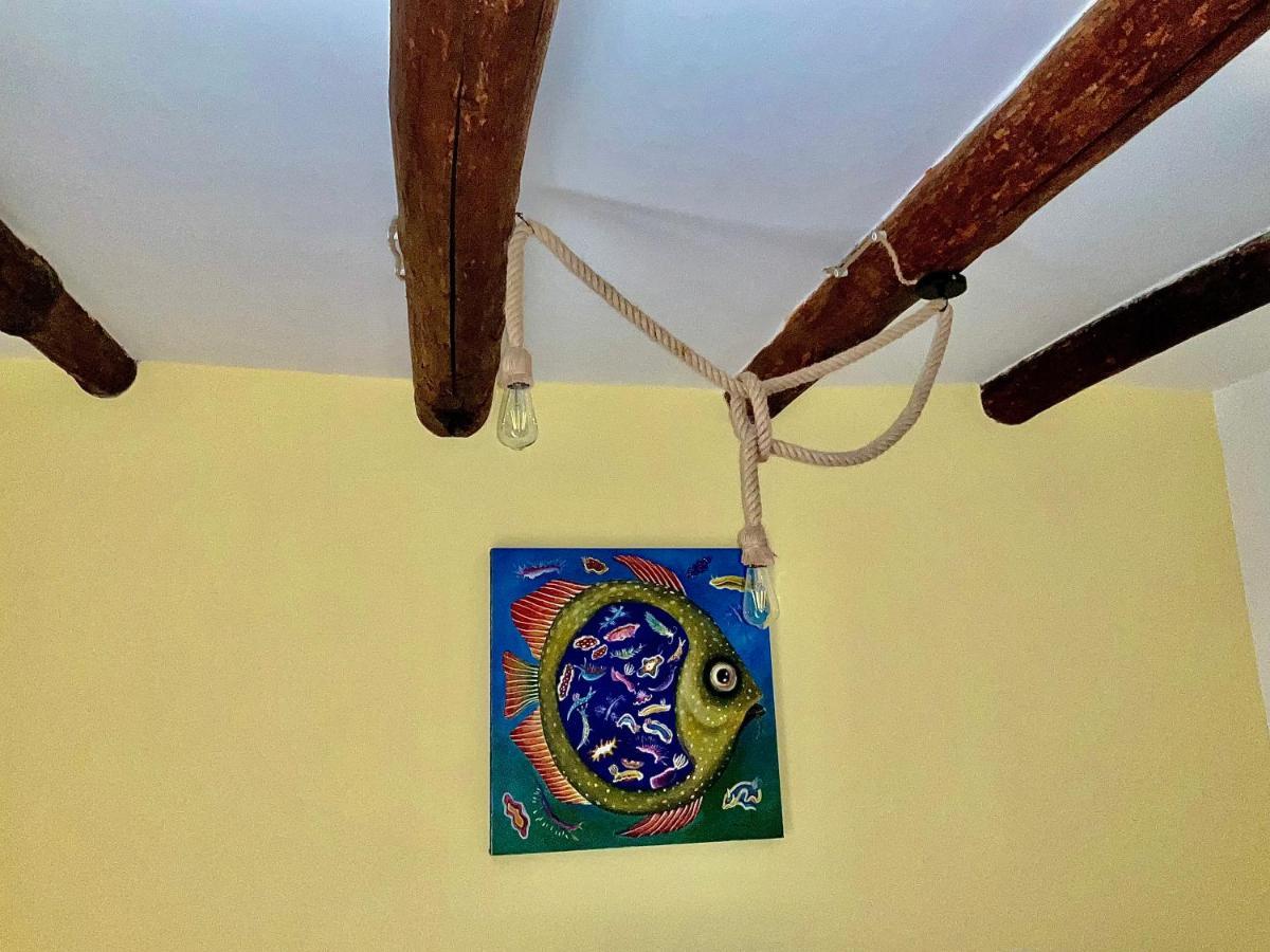 'A Room De' Scugnizzi Napels Buitenkant foto