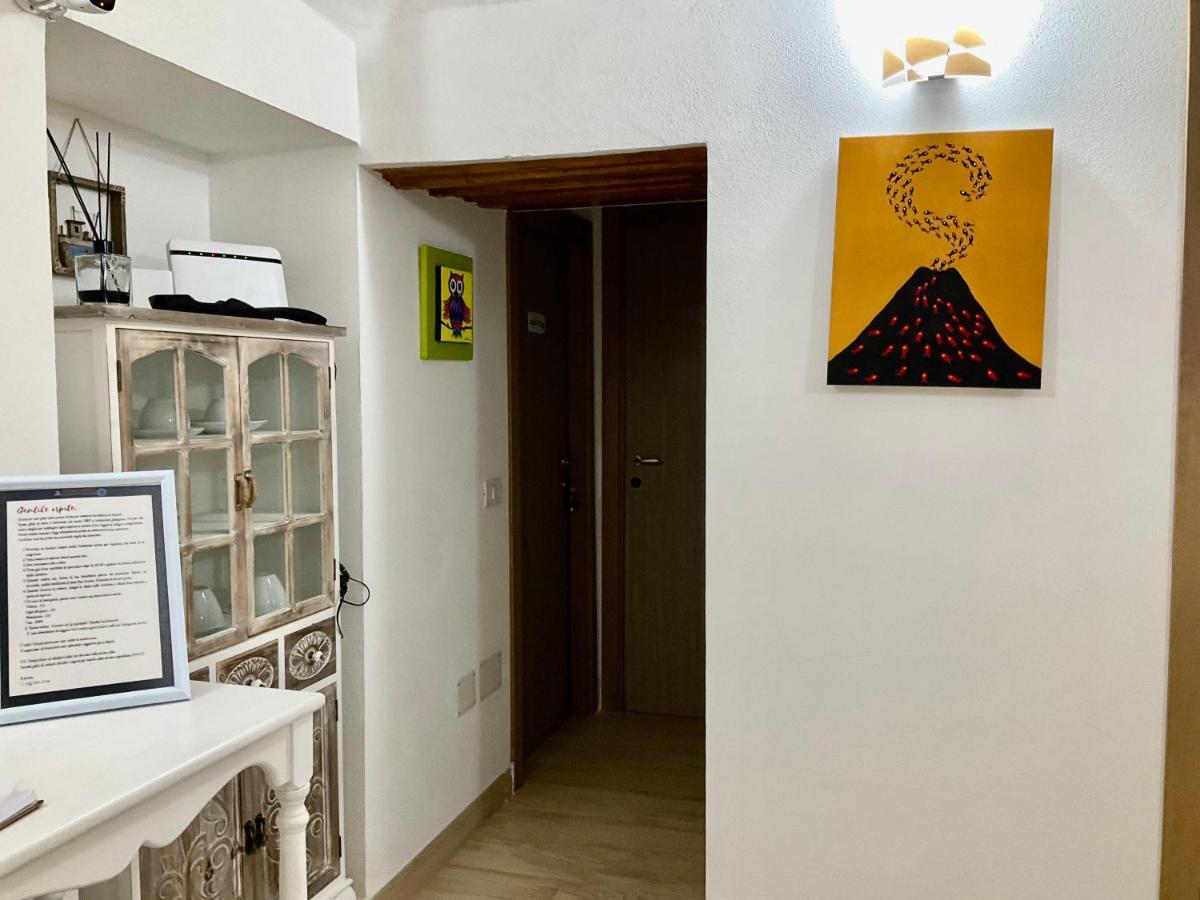 'A Room De' Scugnizzi Napels Buitenkant foto