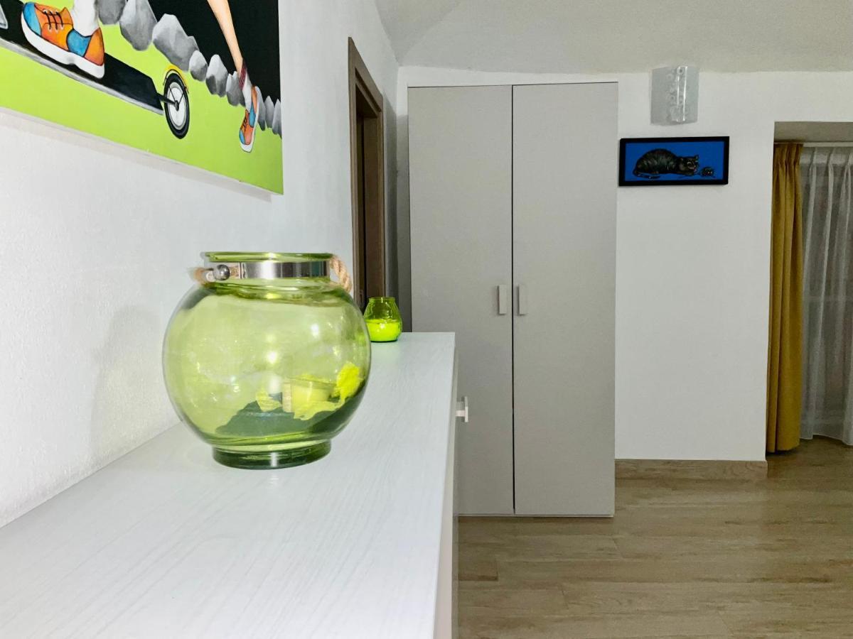 'A Room De' Scugnizzi Napels Buitenkant foto